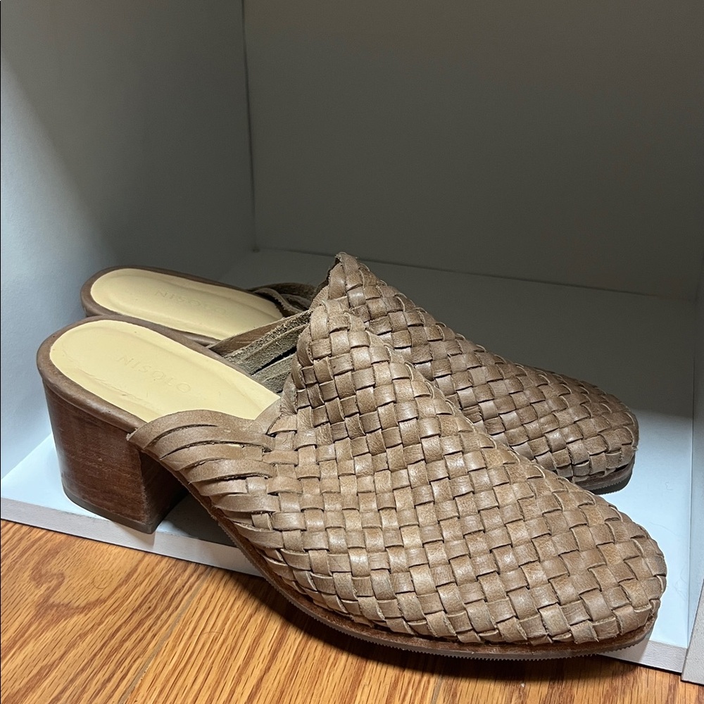 Nisolo Brown Woven Leather Mules